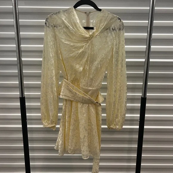 Cream Burling Dress - Picture 4 of 6